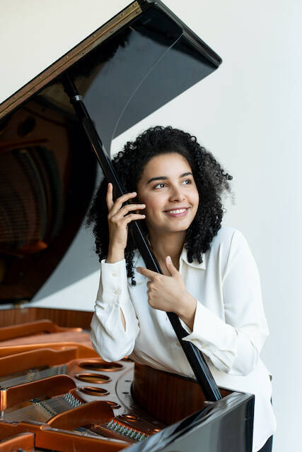 Mirabelle Kajenjeri - @photo Sofija Palurovic